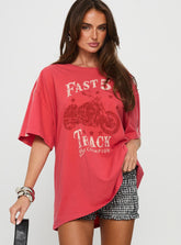 Fast Track Oversized Graphic Top Red