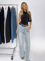 Henesey High Rise Straight Leg Jeans Light Wash