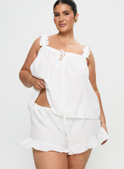 Santabelle Frill Shorts White Curve