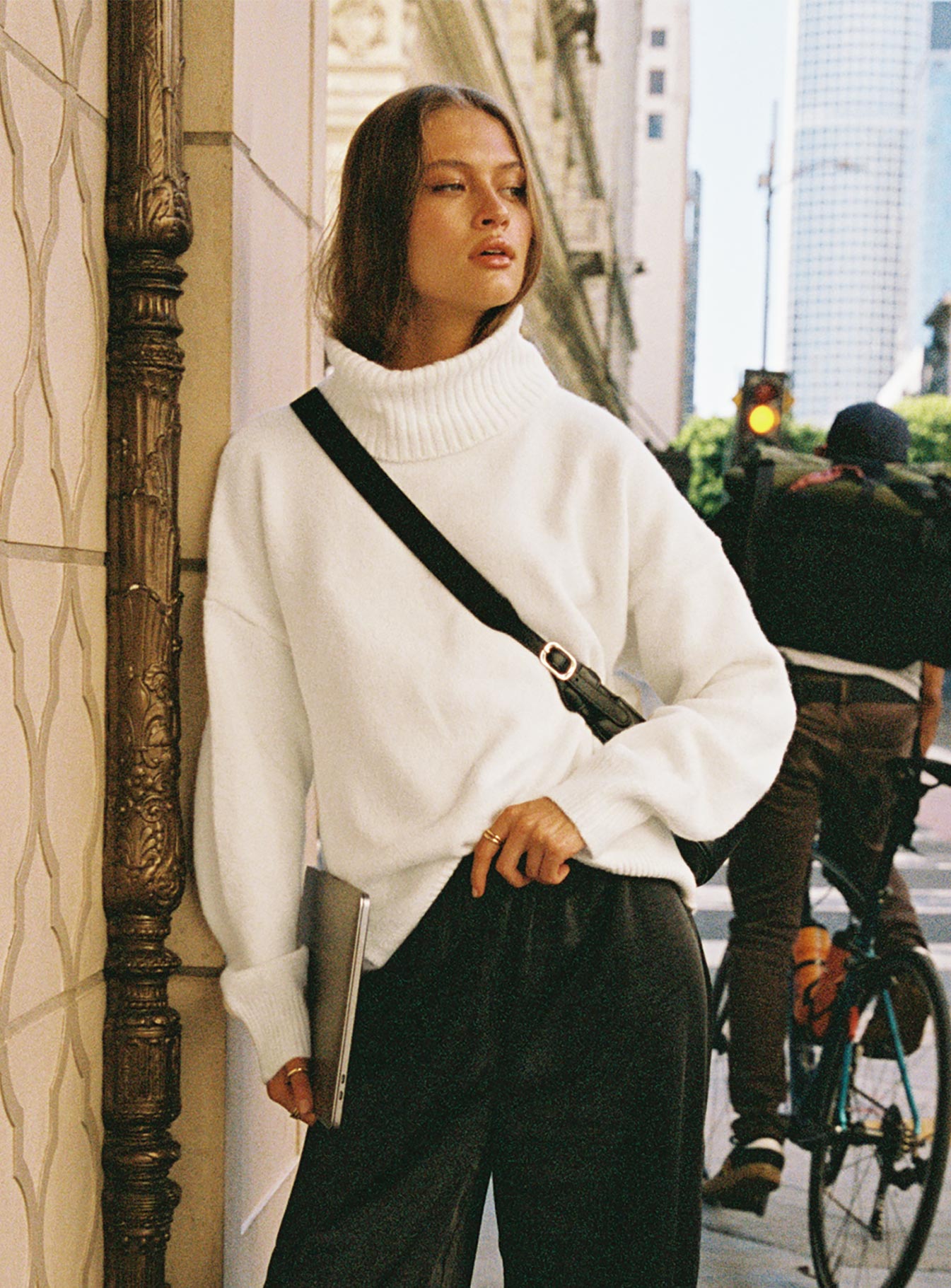 Oswin Turtleneck Sweater White