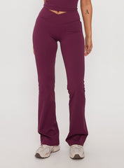 Sunday Session Active Flare Leg Pant Plum