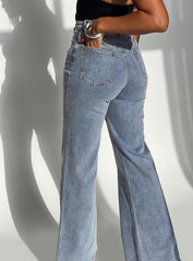 Thearlie High Rise Flared Jeans Light Wash