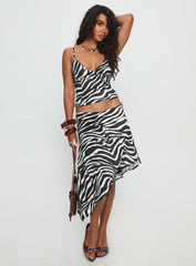 Cabernet Asymmetrical Set Zebra