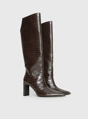 Good Judgement Knee High Boots Chocolate
