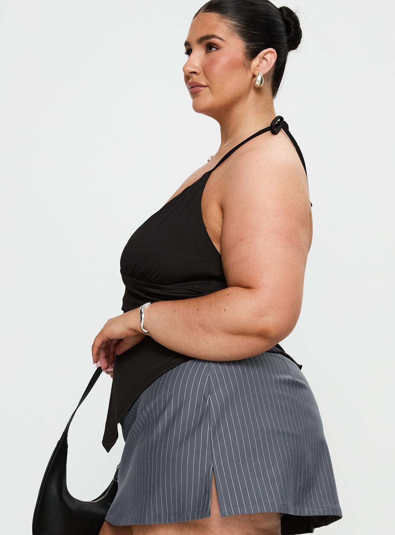 Averee Halter Top Black Curve