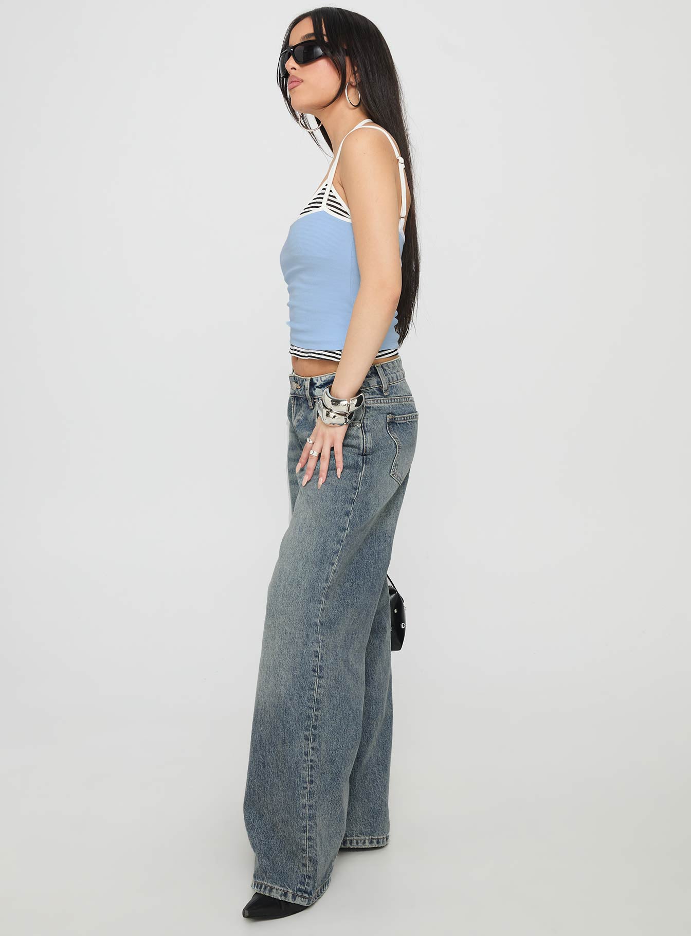 Zaralyn Low Rise Wide Leg Jeans Mid Blue Wash