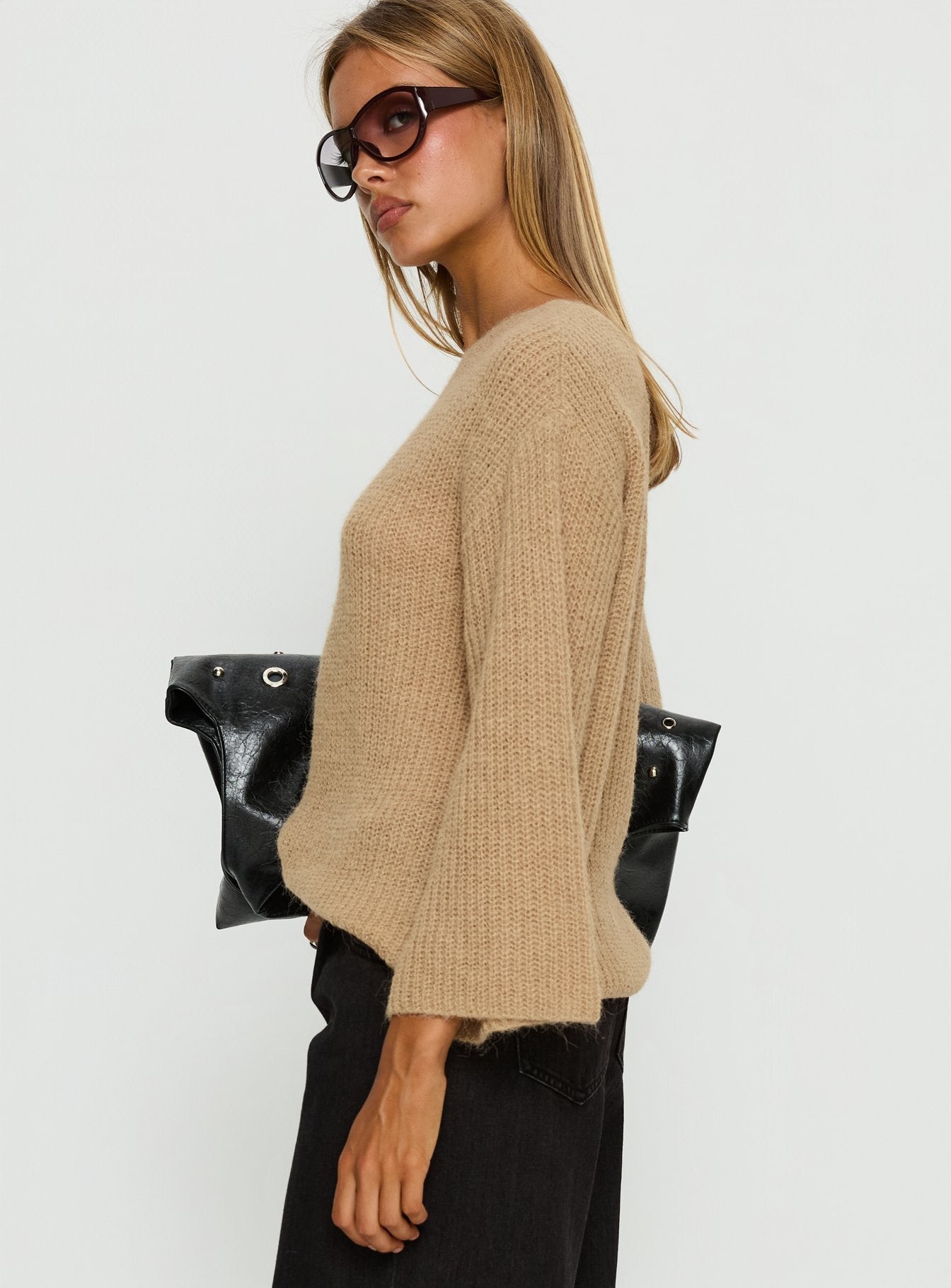 Delyn Off Shoulder Slouchy Knit Sweater Camel