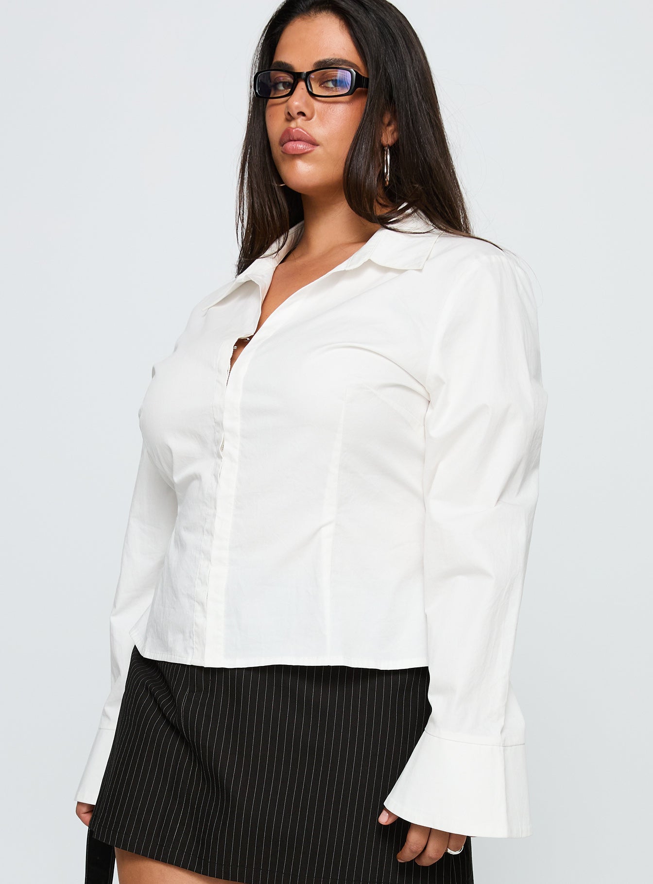 By The Phone Long Sleeve Collared Top White Curve
