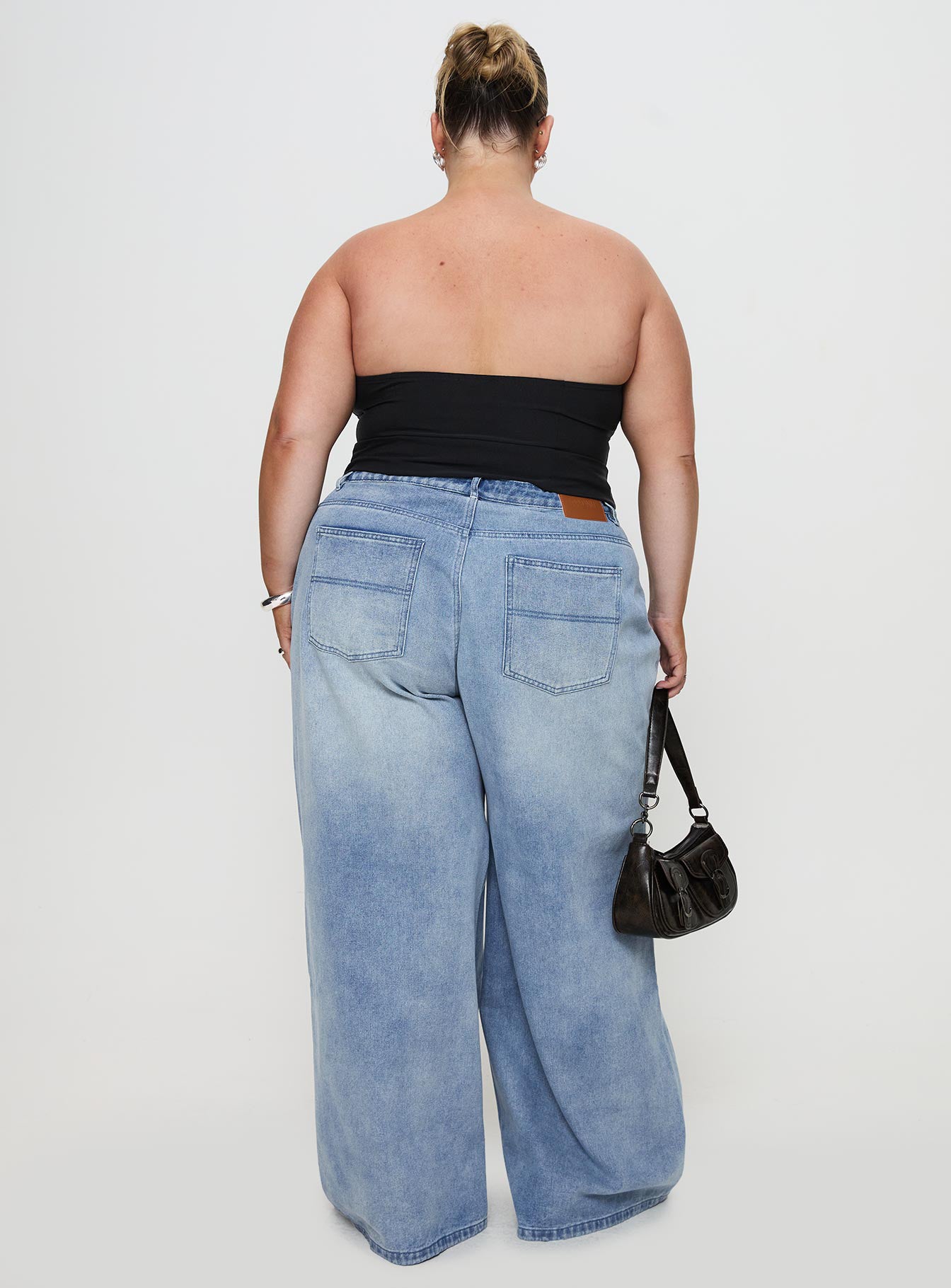 Naylor Mid Rise Wide Leg Jeans Light Wash Denim Curve