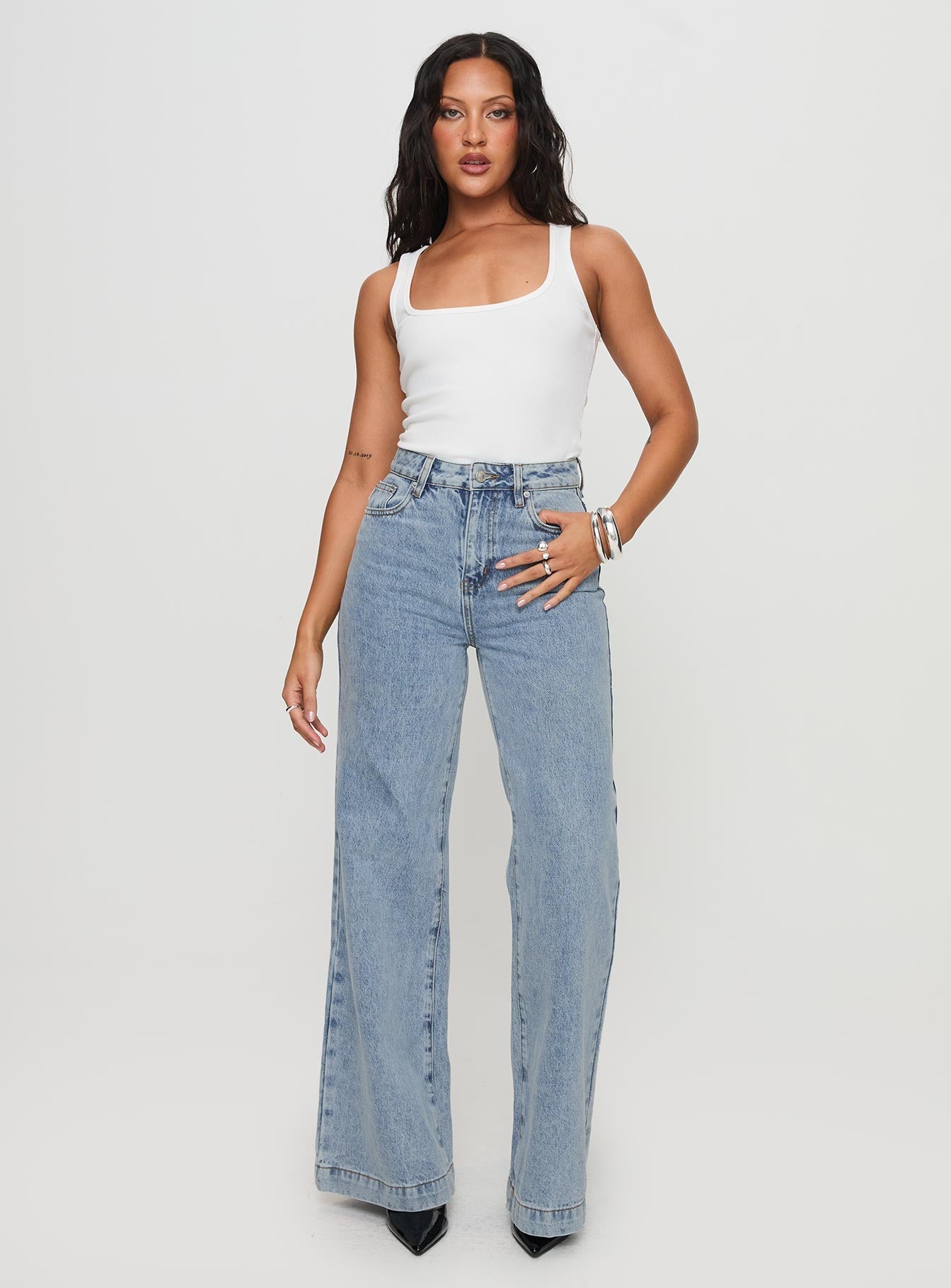 Goldie High Rise Wide Leg Jeans Light Wash
