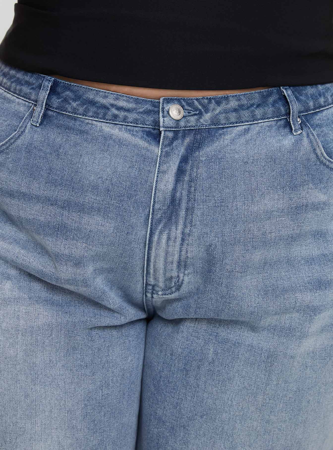 Naylor Mid Rise Wide Leg Jeans Light Wash Denim Curve