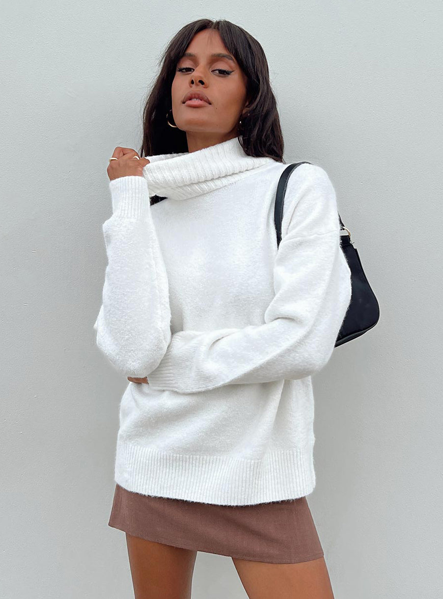 Oswin Turtleneck Sweater White