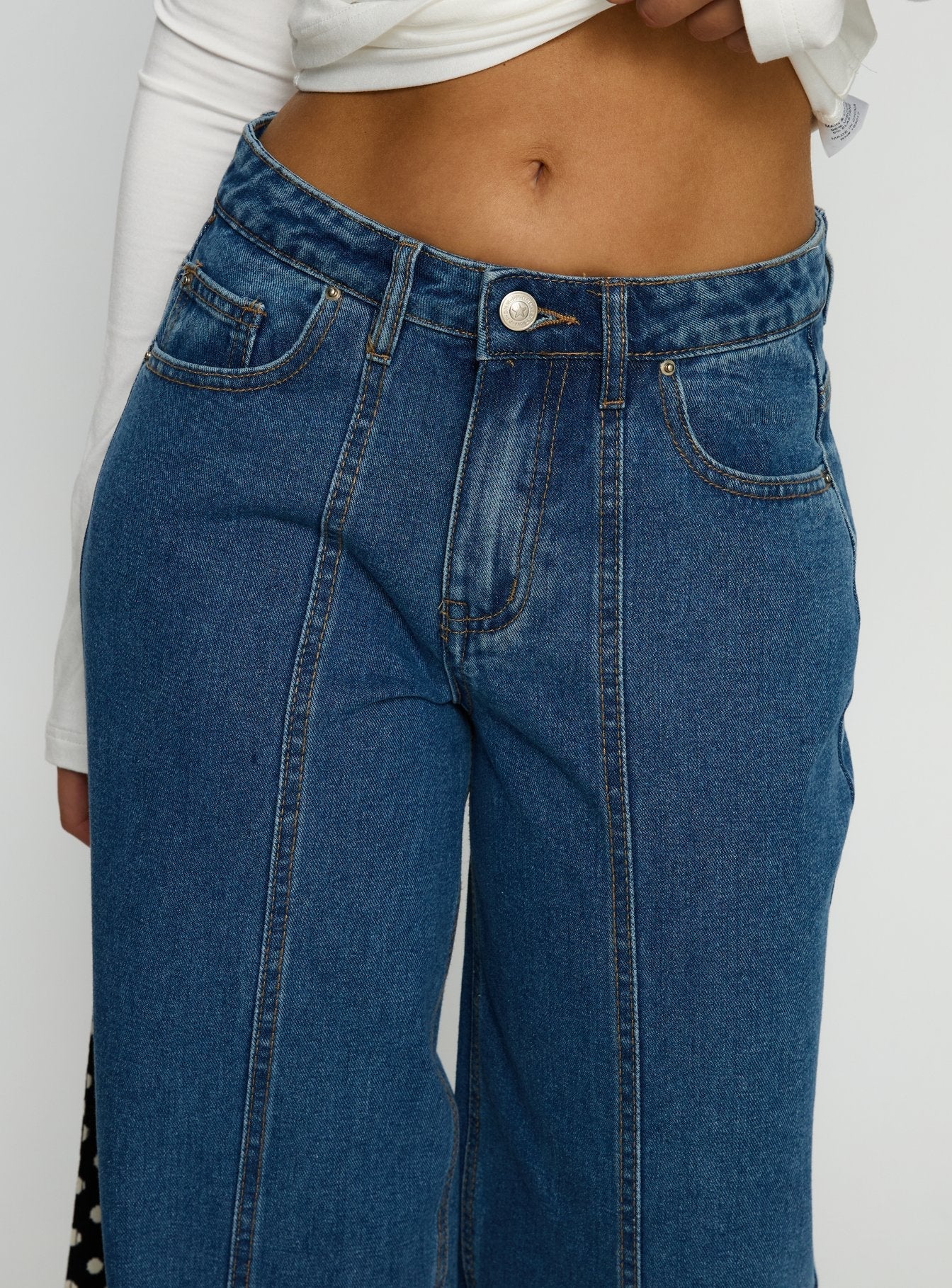 Lando Low Rise Straight Leg Jeans Mid Blue Wash