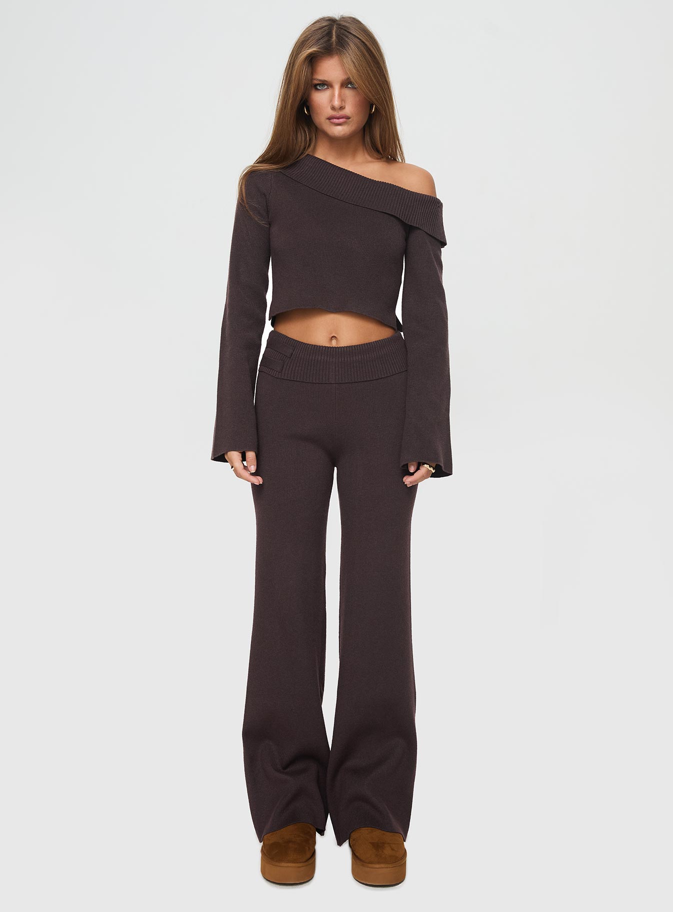 Sina Off The Shoulder Top Chocolate Tall
