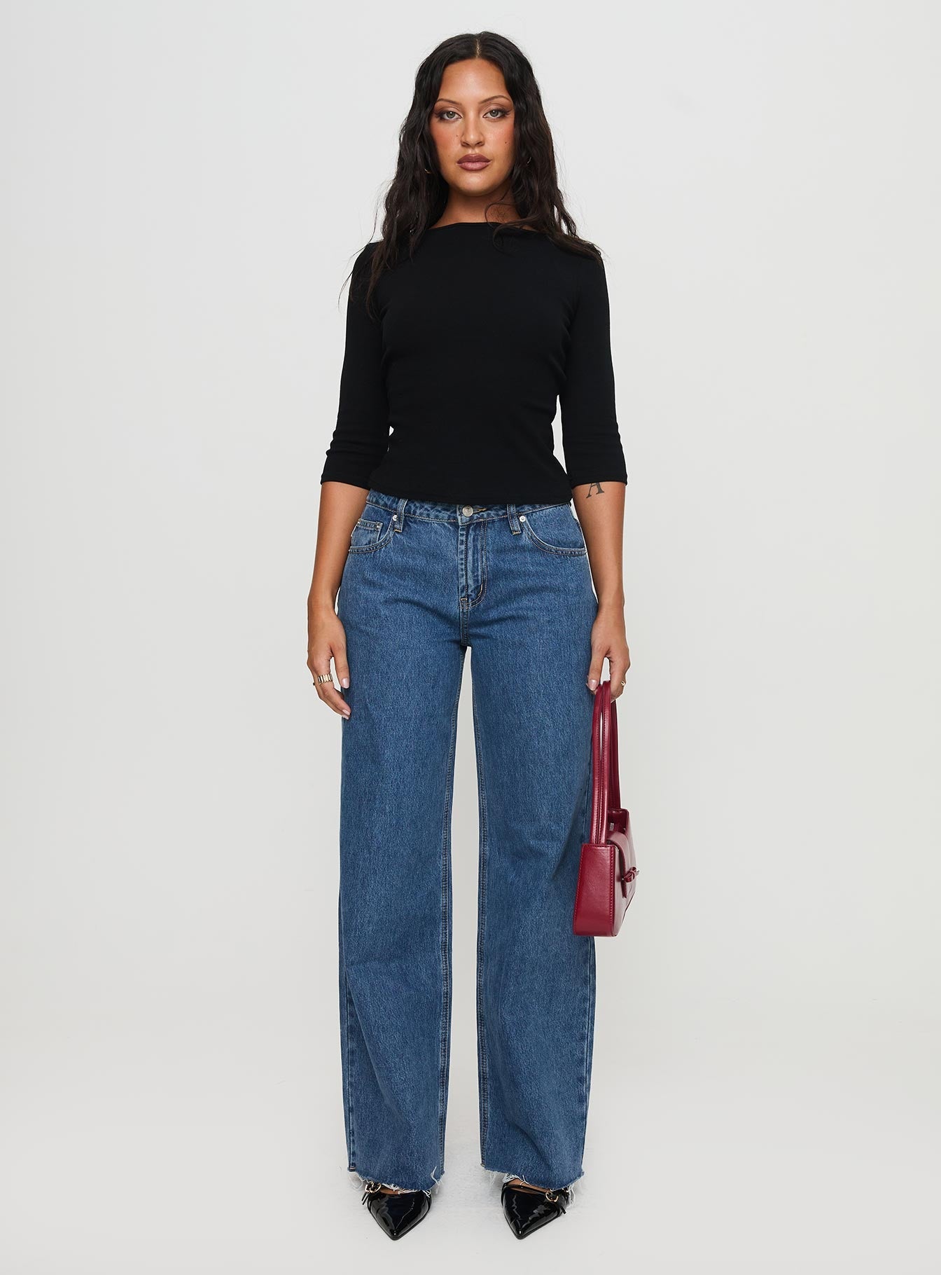 Darla Low Rise Straight Leg Jeans Mid Wash
