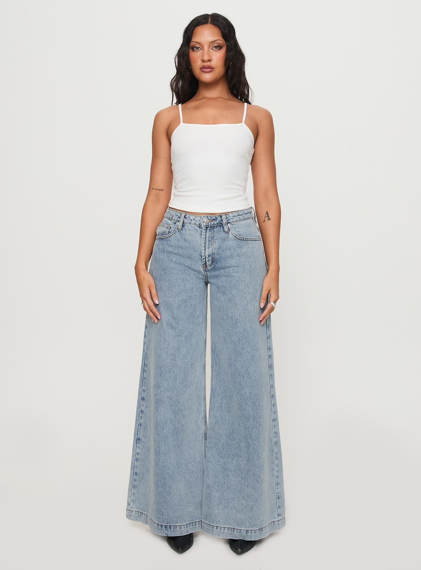 Toby Low Rise Baggy Jeans Light Wash