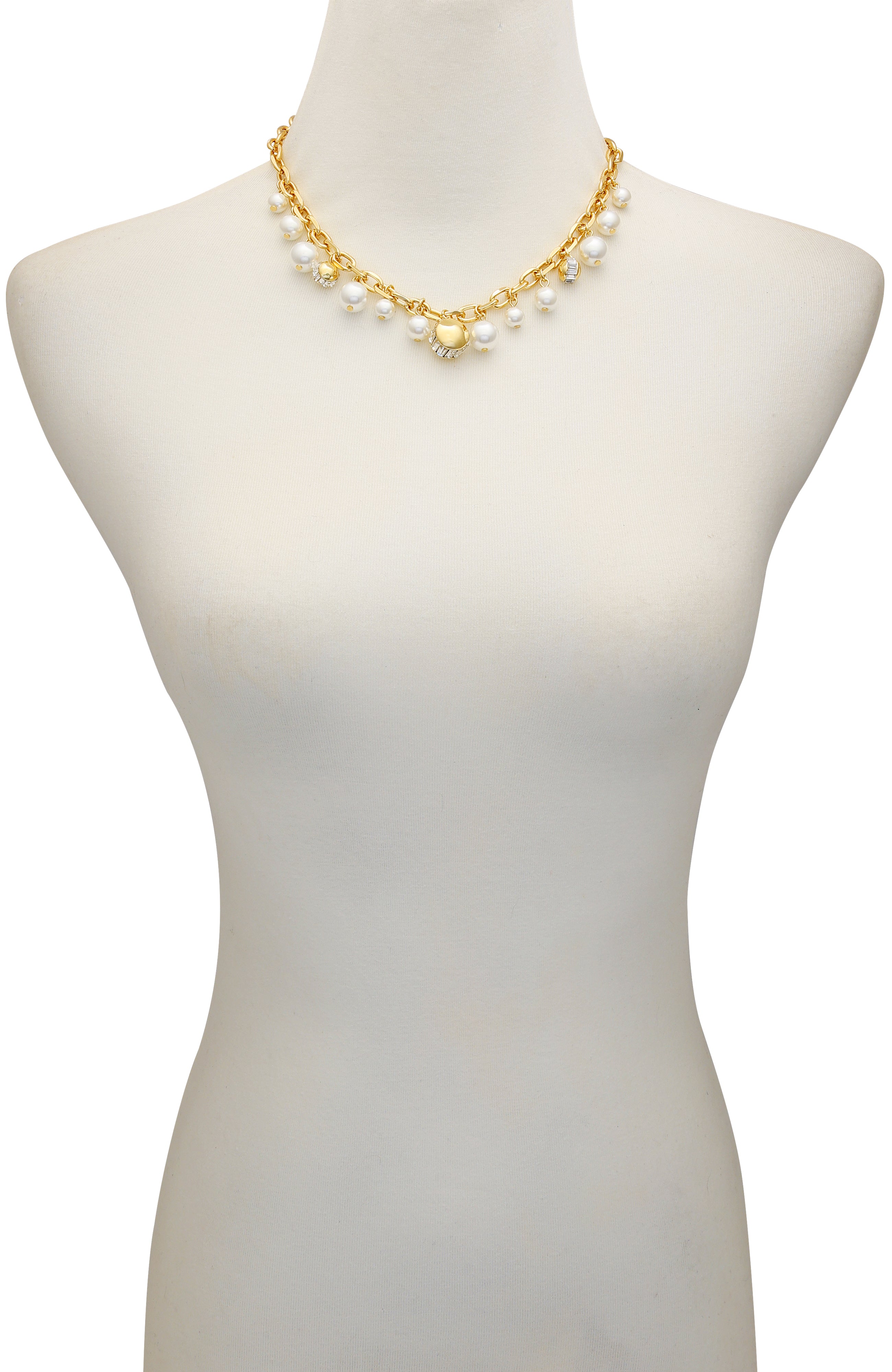 Pearl Chain Link Toggle Necklace