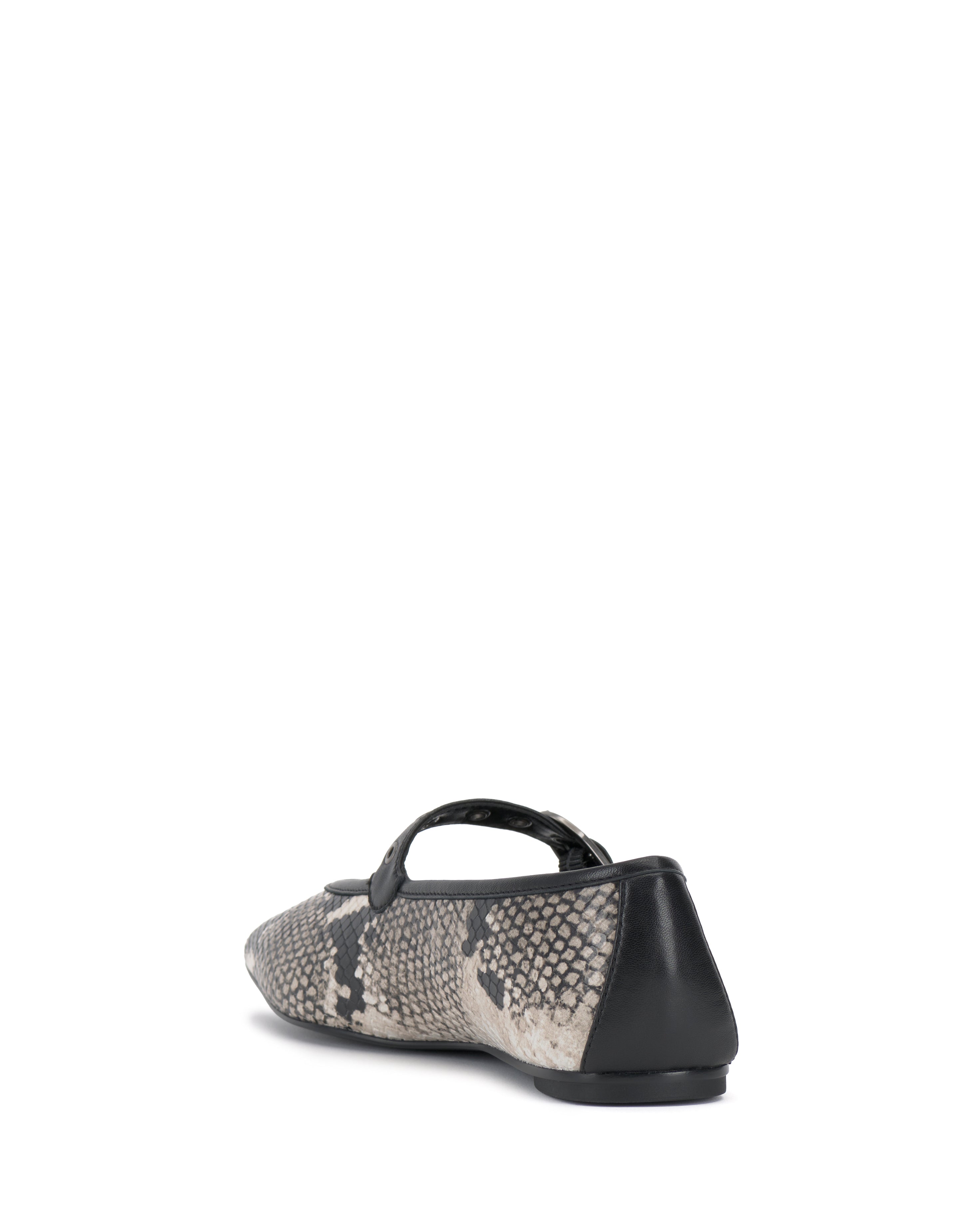 Vinica Mary Jane Flat